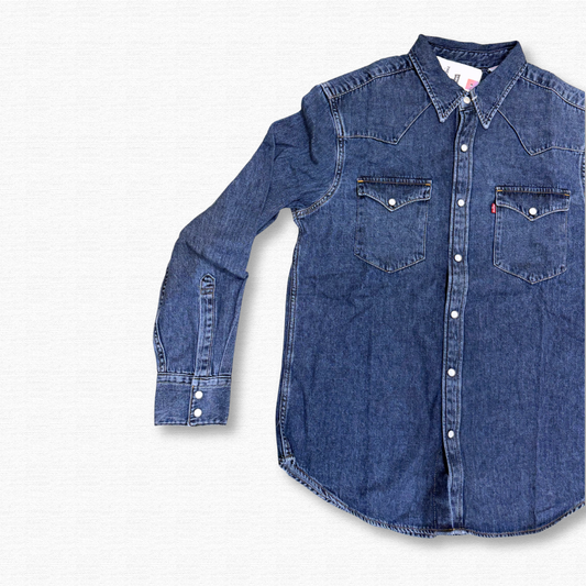 LEVIS
WESTERN MEDIO - CINQUANTOTTO PESARO | Negozio di abbigliamento