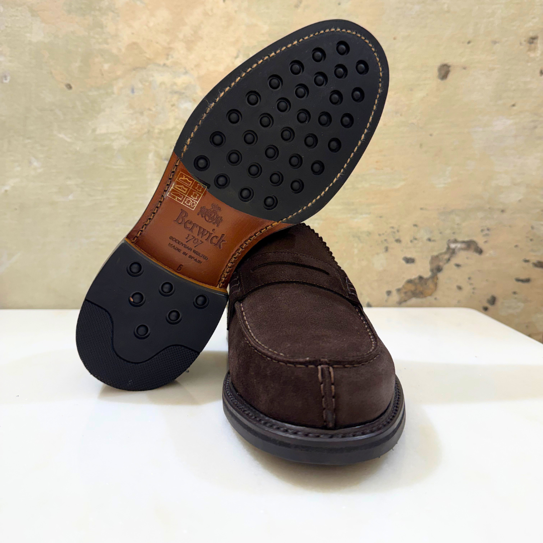 BERWICK 1707 SHOES
MOCASSINO