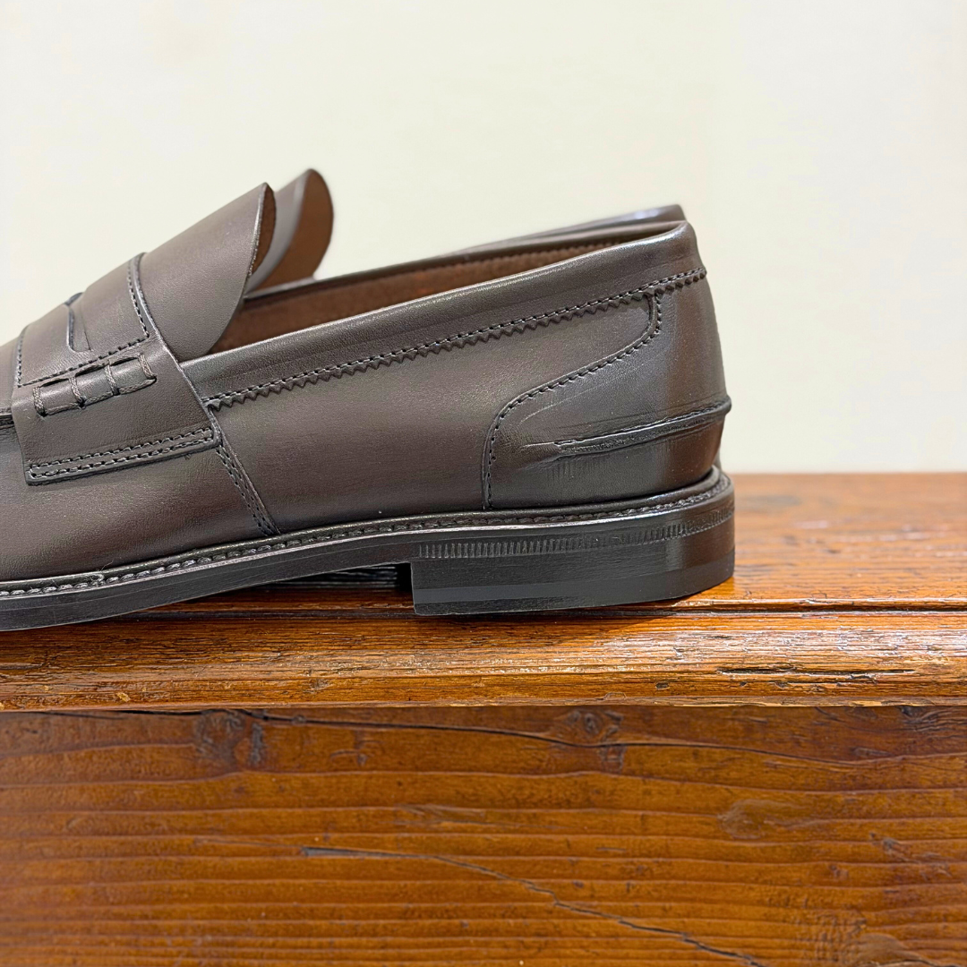 DOUGLAS PENNY TESTA DI MORO - CINQUANTOTTO PESARO | Negozio di abbigliamento