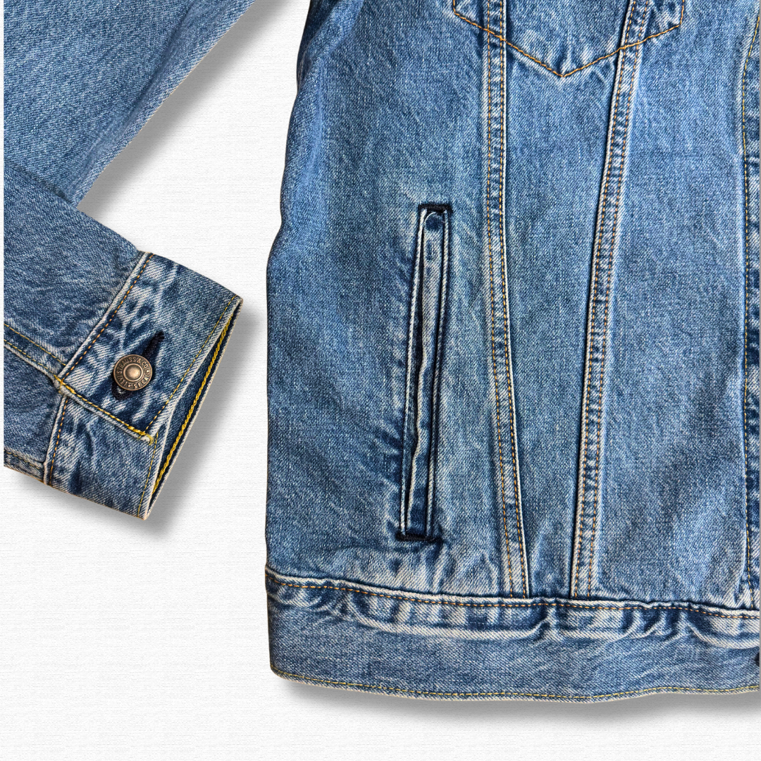 LEVIS GIACCA DENIM LAVAGGIO CHIARO - CINQUANTOTTO PESARO | Negozio di abbigliamento