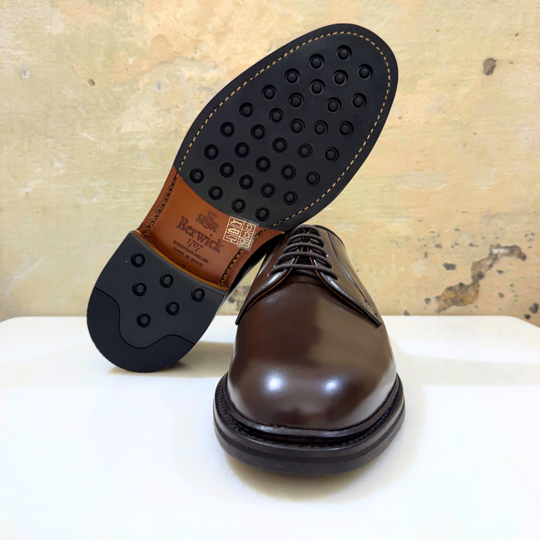 BERWICK 1707 SHOES 
DERBY PELLE