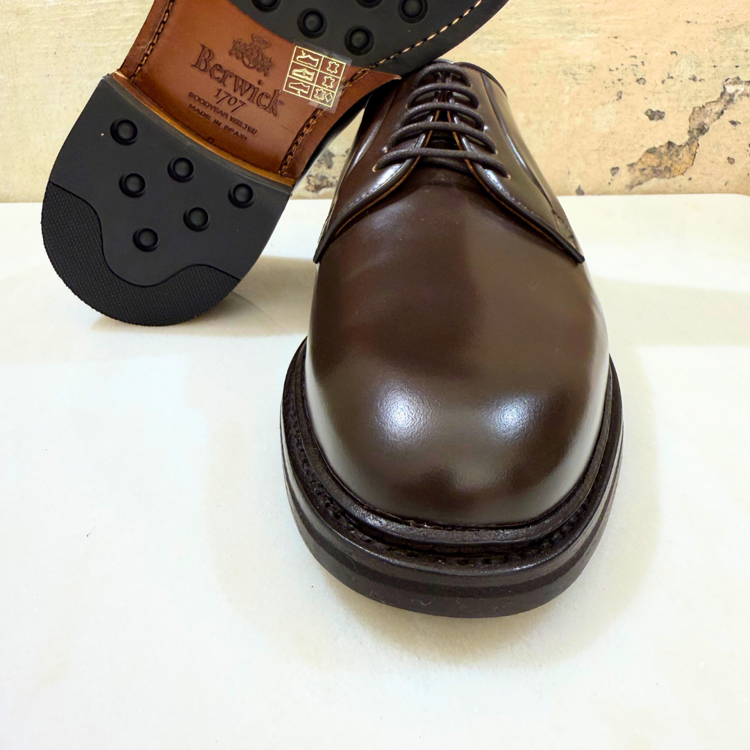 BERWICK 1707 SHOES 
DERBY PELLE