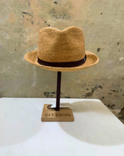 Carica l&#39;immagine nel visualizzatore di Gallery, STETSON FEDORA RAFFIA CROCHET NATURAL
