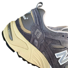 Carica l&#39;immagine nel visualizzatore di Gallery, NEW BALANCE Dark Grey
