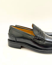 Carica l&#39;immagine nel visualizzatore di Gallery, BERWICK PENNY LOAFER SPAZZOLATO NERO
