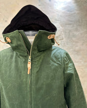 Carica l&#39;immagine nel visualizzatore di Gallery, MANIFATTURA CECCARELLI BLAZER COAT LIGHT GREEN WAXED
