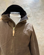 Carica l&#39;immagine nel visualizzatore di Gallery, MANIFATTURA CECCARELLI BLAZER COAT DARK TAN WAXED
