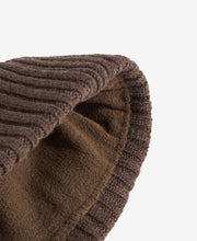 Carica l&#39;immagine nel visualizzatore di Gallery, BARBOUR CARLTON BEANIE HATS
